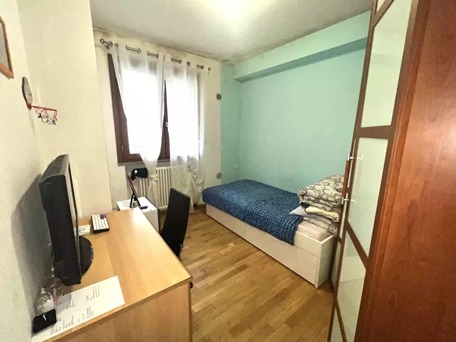 Immagine 15 di Appartamento in vendita  a Montelupo Fiorentino