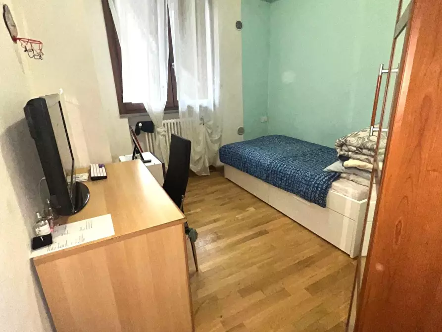 Immagine 14 di Appartamento in vendita  a Montelupo Fiorentino