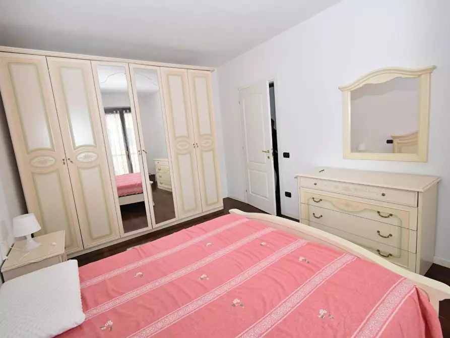 Immagine 18 di Casa bifamiliare in vendita  a Vecchiano