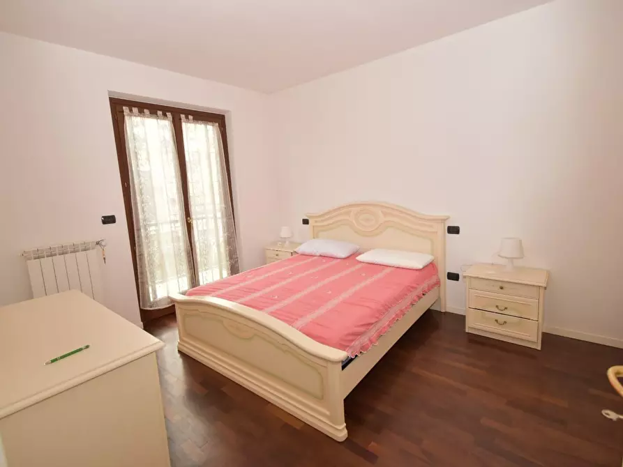 Immagine 16 di Casa bifamiliare in vendita  a Vecchiano