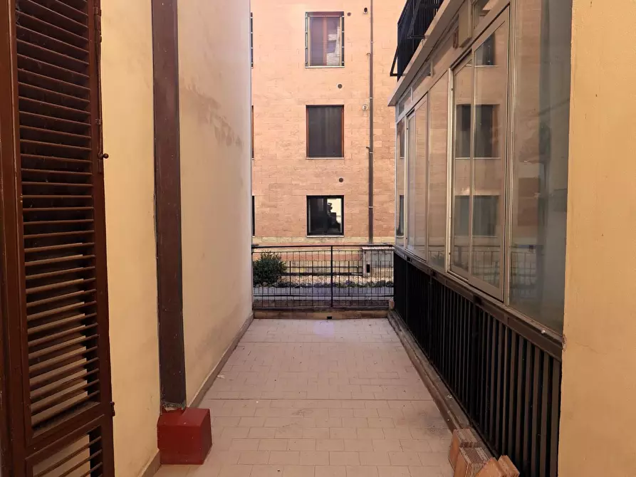 Immagine 11 di Appartamento in vendita  a Poggibonsi