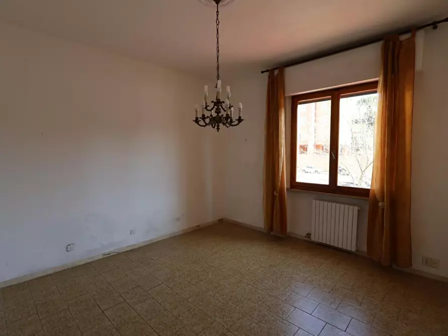 Immagine 18 di Appartamento in vendita  a Poggibonsi