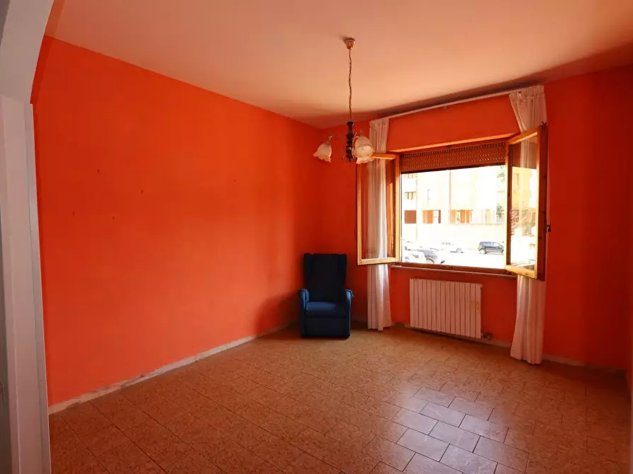 Immagine 2 di Appartamento in vendita  a Poggibonsi