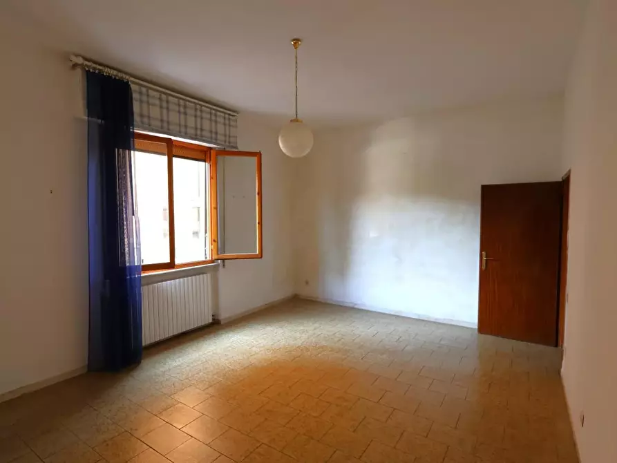 Immagine 13 di Appartamento in vendita  a Poggibonsi