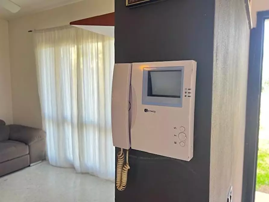 Immagine 4 di Villa in vendita  a Massa