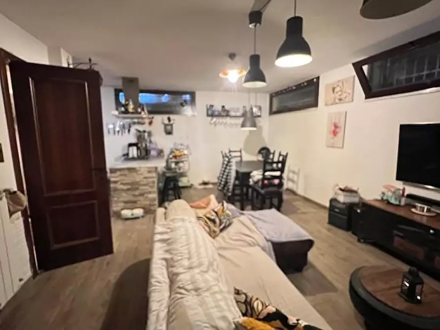 Immagine 46 di Villa in vendita  a Massa