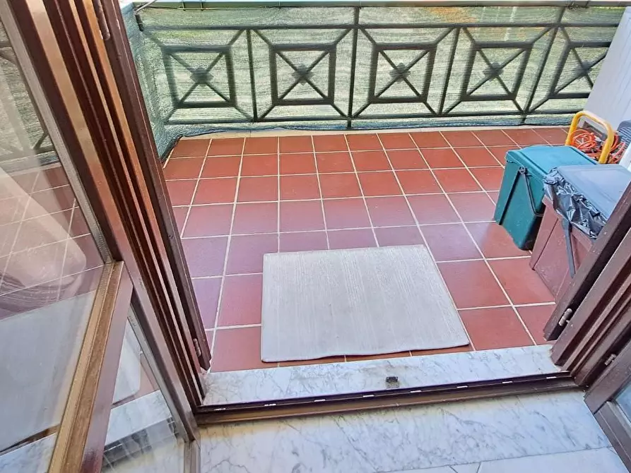 Immagine 3 di Appartamento in vendita  a Ortonovo