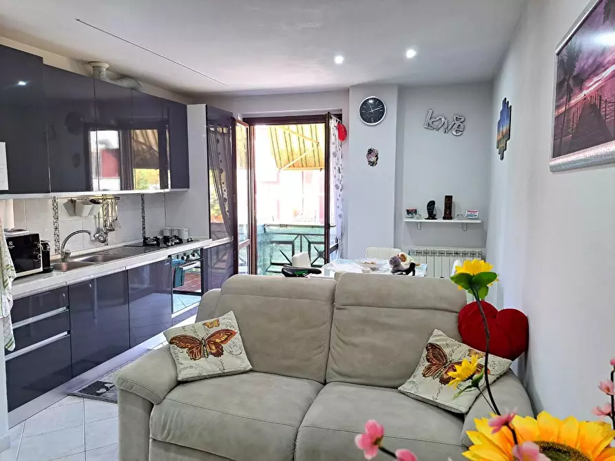 Immagine 4 di Appartamento in vendita  a Ortonovo