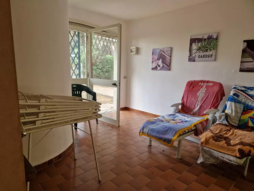 Immagine 17 di Casa trifamiliare in vendita  a Rosignano Marittimo