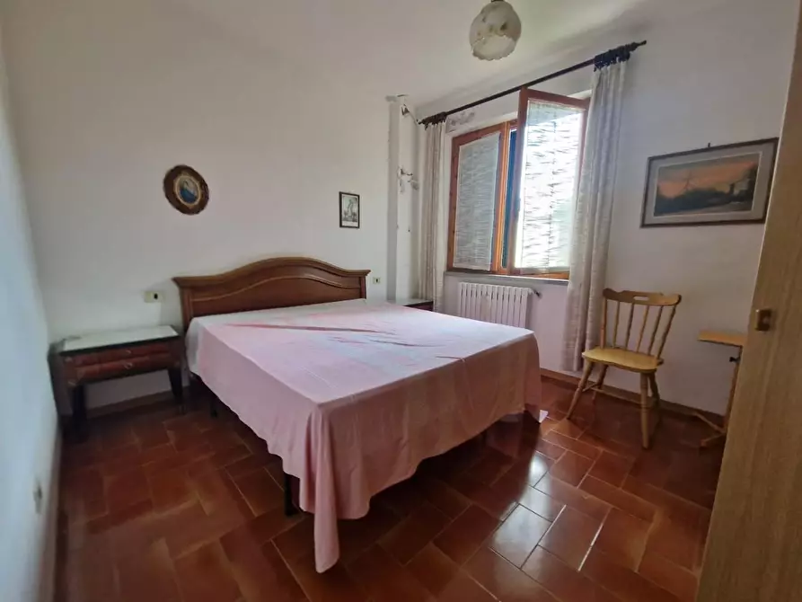 Immagine 14 di Casa trifamiliare in vendita  a Rosignano Marittimo