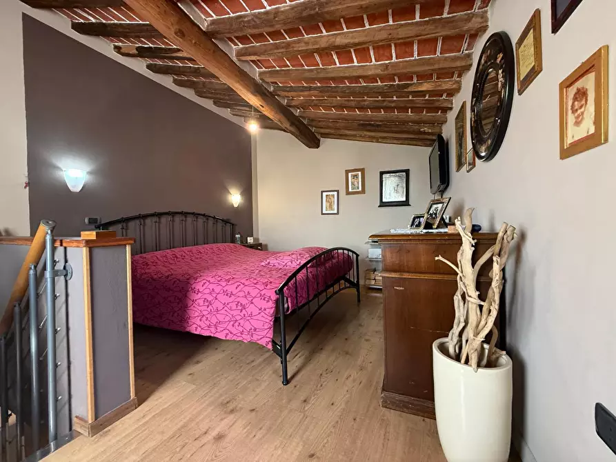 Immagine 12 di Terratetto in vendita  a Massa