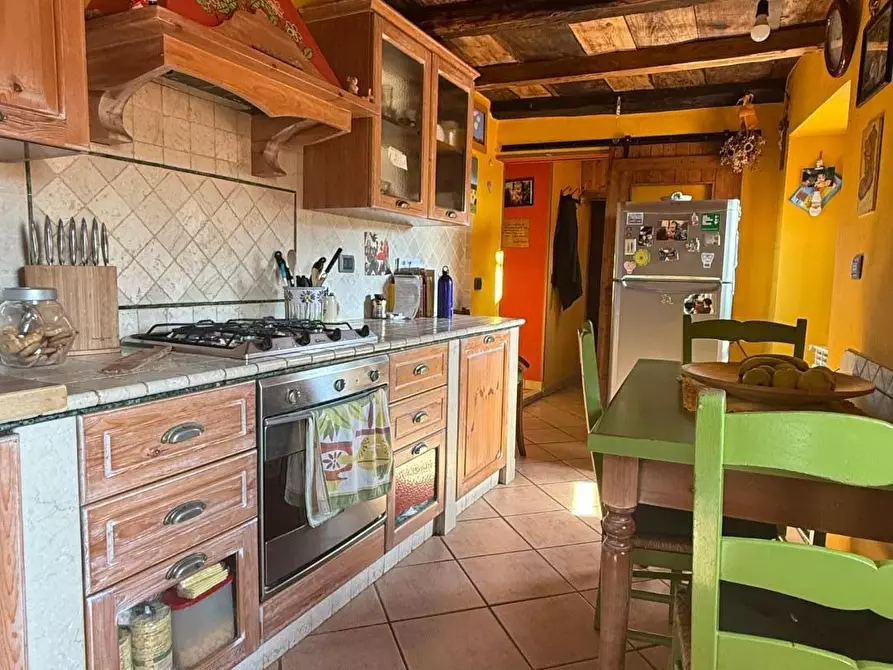 Immagine 10 di Terratetto in vendita  a Massa