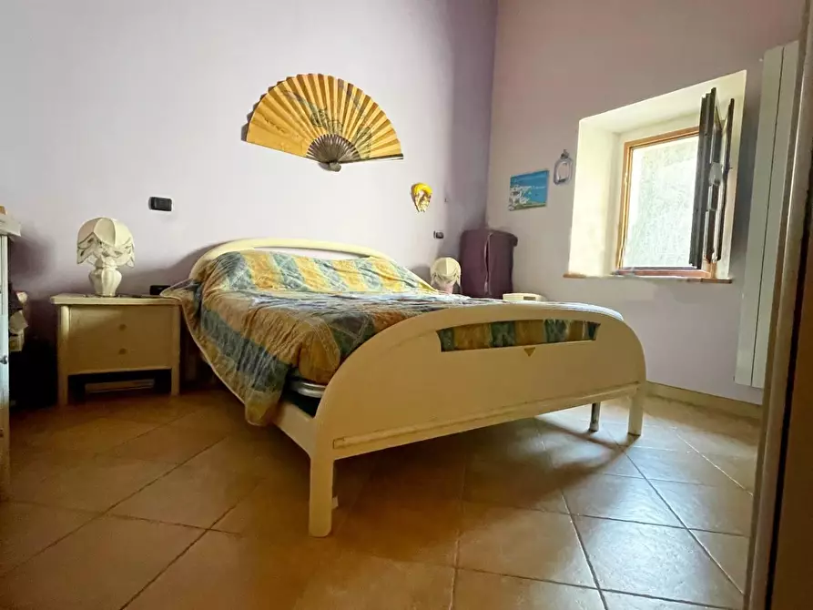 Immagine 7 di Porzione di casa in vendita  a Poggibonsi