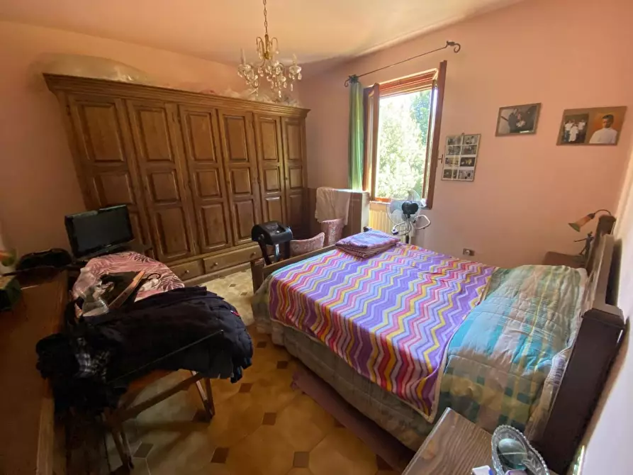 Immagine 17 di Porzione di casa in vendita  a Buti