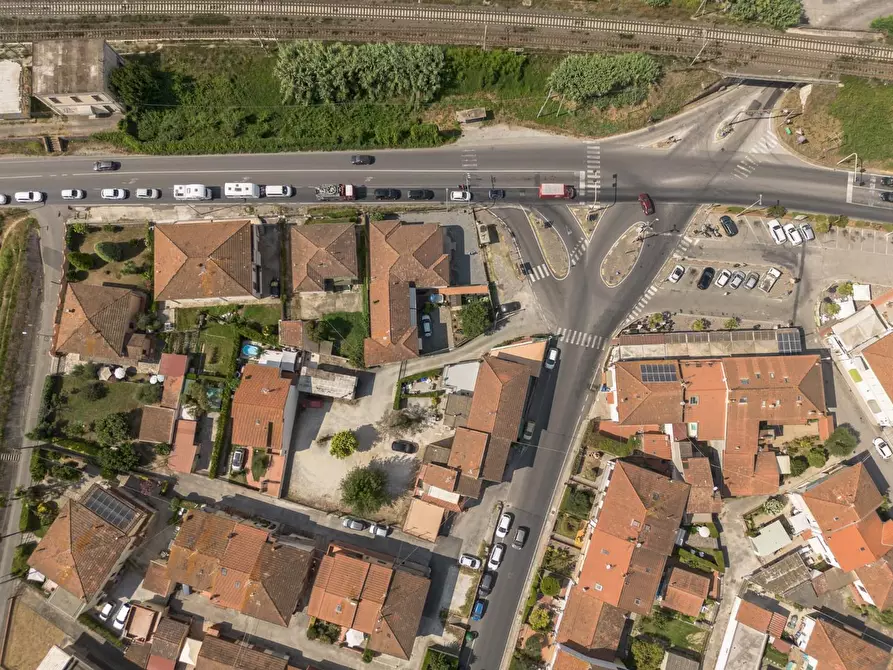 Immagine 43 di Bar / Ristorante in vendita  a Vecchiano