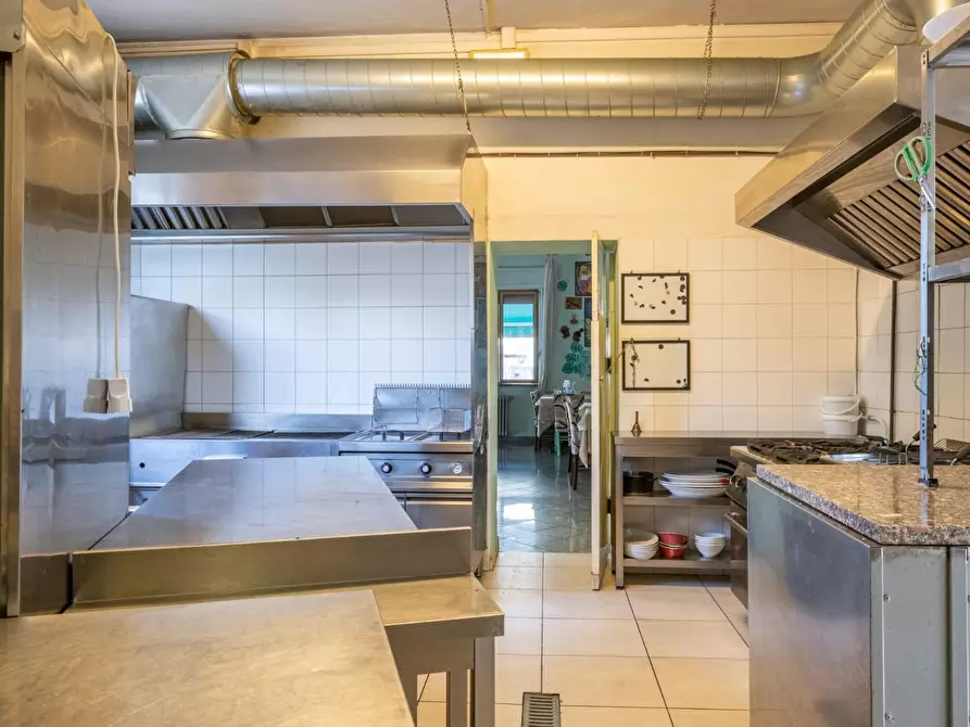 Immagine 61 di Bar / Ristorante in vendita  a Vecchiano