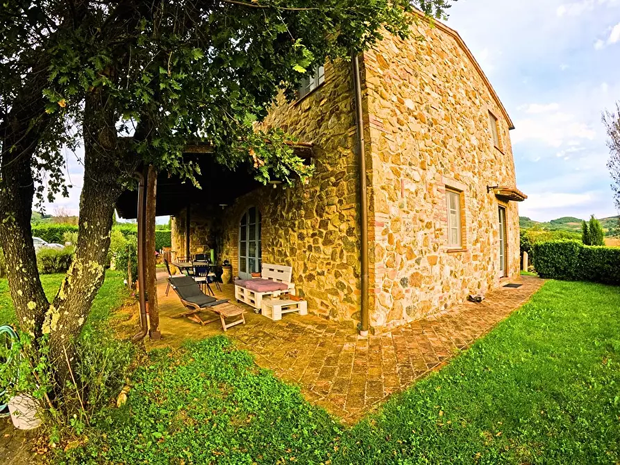 Immagine 9 di Rustico / casale in vendita  a Casole D'elsa