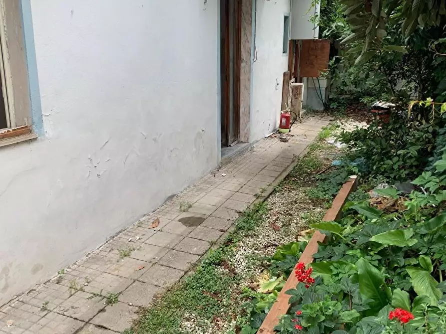 Immagine 1 di Terratetto in vendita  a Pisa