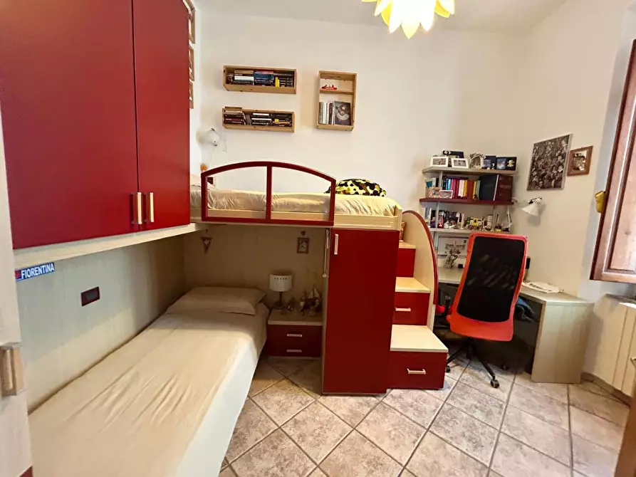 Immagine 26 di Villa in vendita  a Vinci