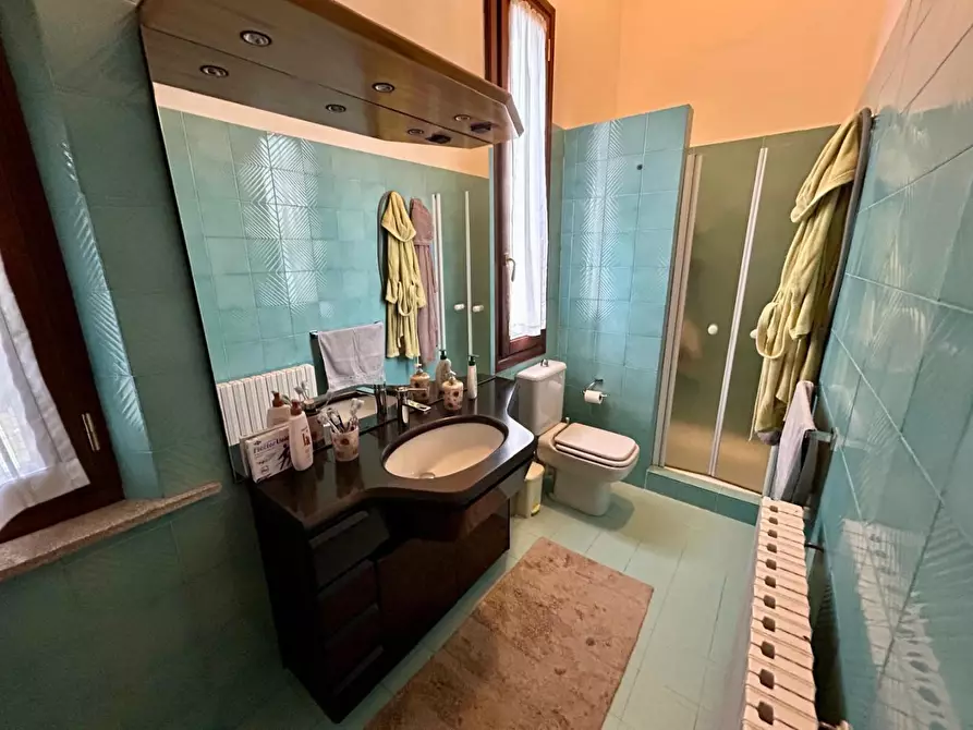 Immagine 12 di Villa in vendita  a Vinci