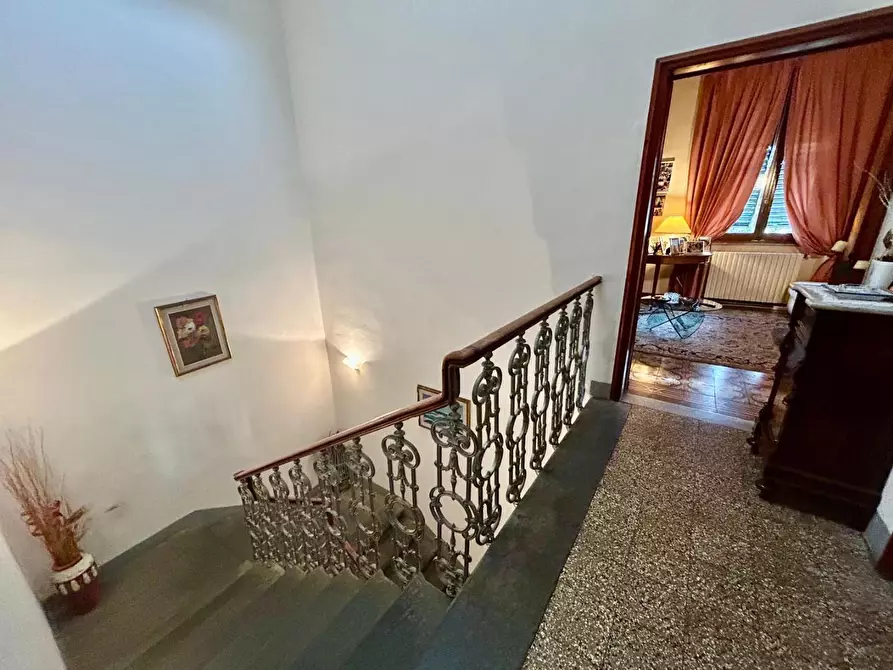 Immagine 1 di Villa in vendita  a Vinci