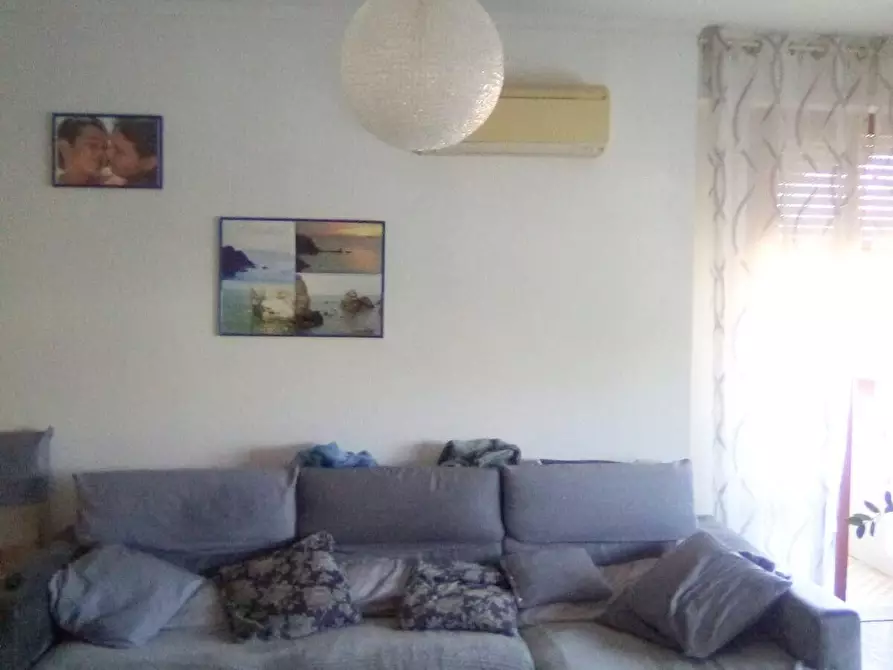 Immagine 17 di Appartamento in vendita  a Massa