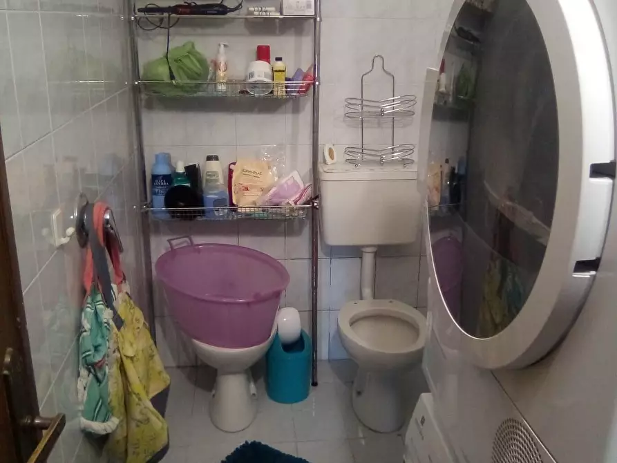 Immagine 26 di Appartamento in vendita  a Massa