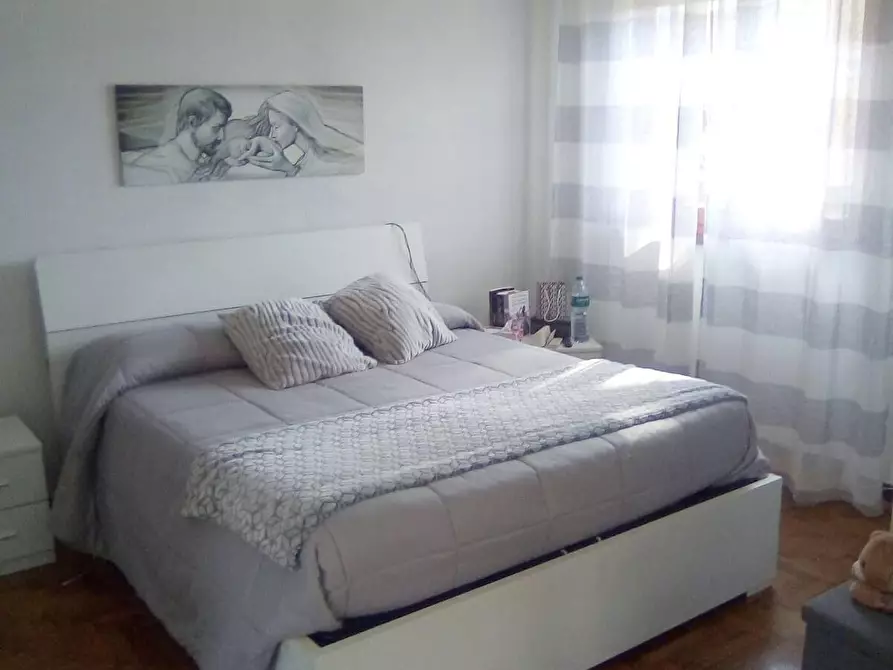 Immagine 8 di Appartamento in vendita  a Massa