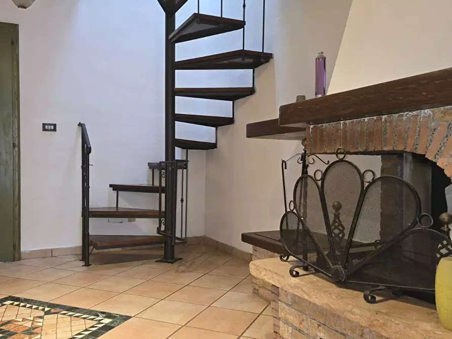 Immagine 1 di Appartamento in vendita  a Poggibonsi