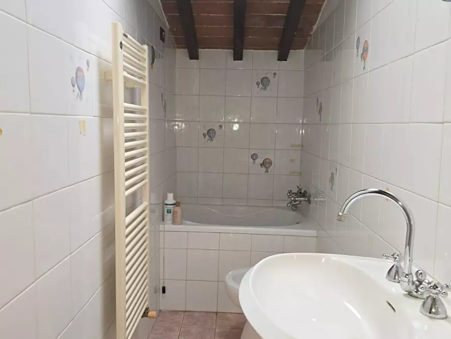 Immagine 42 di Appartamento in vendita  a Poggibonsi