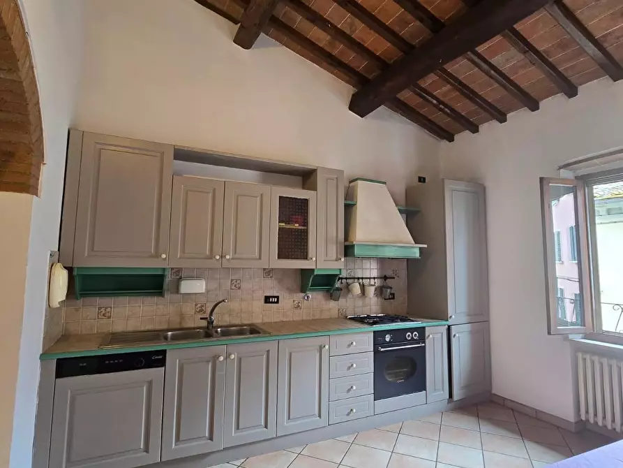 Immagine 9 di Appartamento in vendita  a Poggibonsi