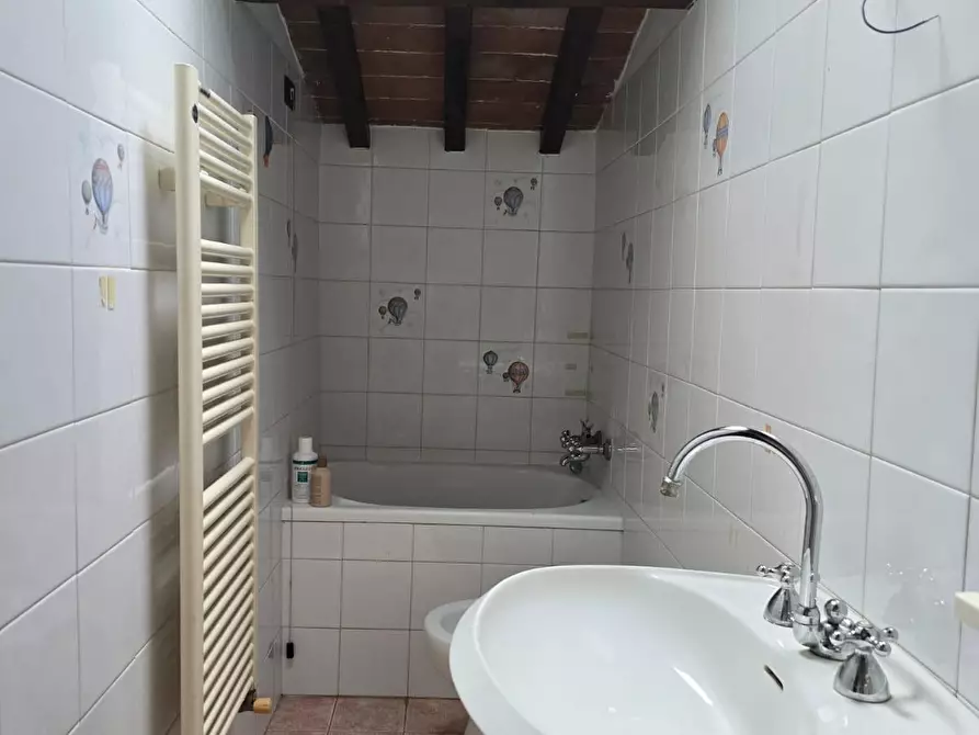 Immagine 41 di Appartamento in vendita  a Poggibonsi