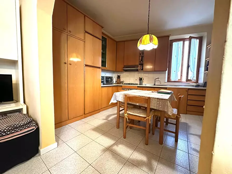 Immagine 2 di Appartamento in vendita  a Empoli