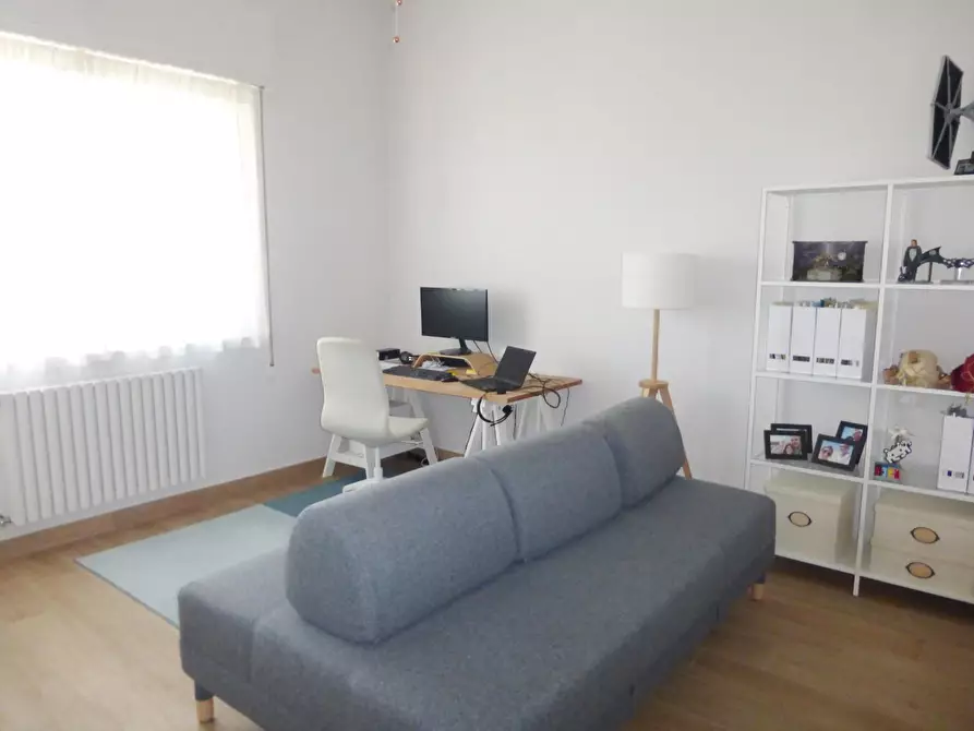 Immagine 24 di Casa bifamiliare in vendita  a Cascina