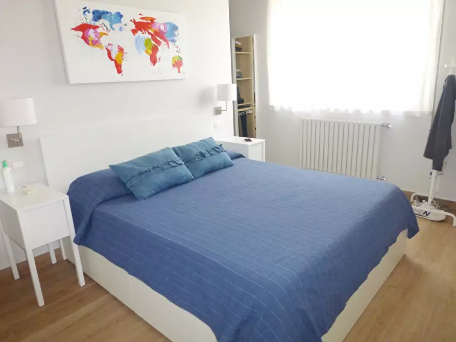 Immagine 35 di Casa bifamiliare in vendita  a Cascina