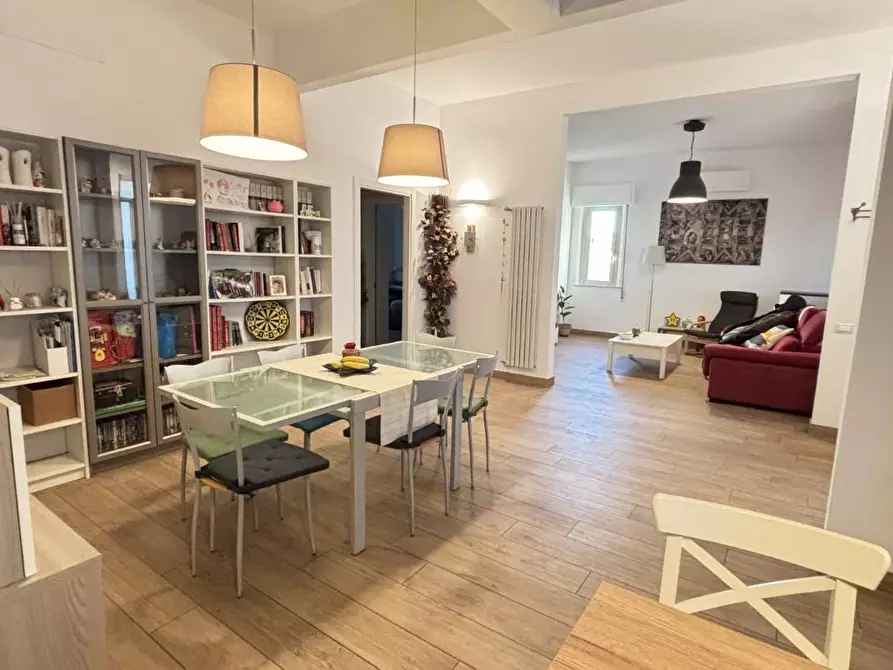 Immagine 4 di Casa bifamiliare in vendita  a Cascina