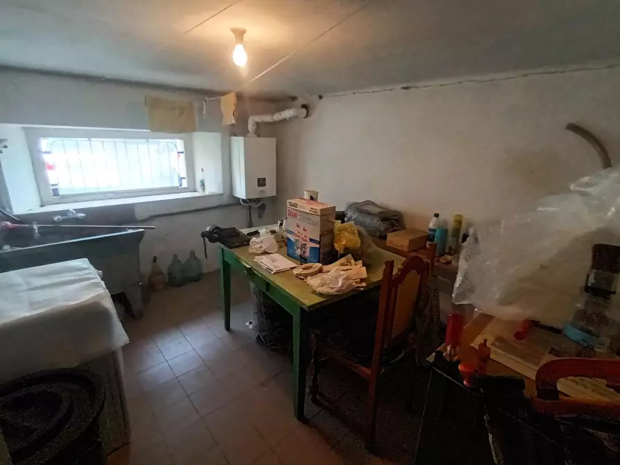 Immagine 24 di Appartamento in vendita  a Lucca