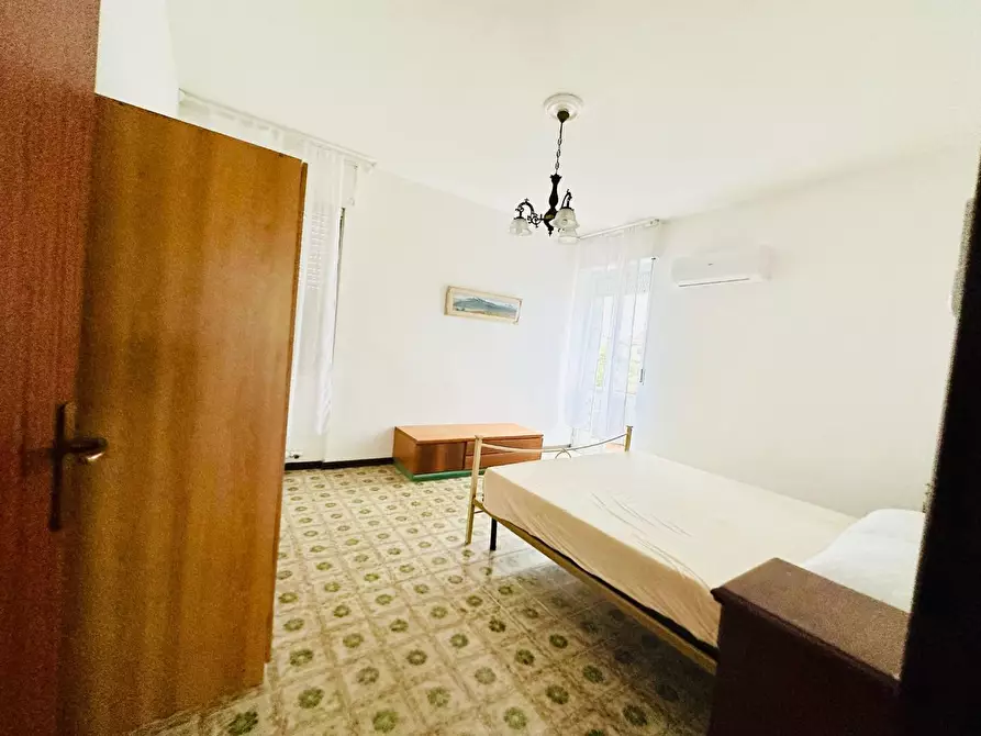 Immagine 18 di Appartamento in vendita  a Carrara