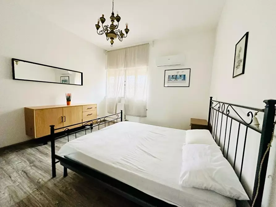 Immagine 16 di Appartamento in vendita  a Carrara