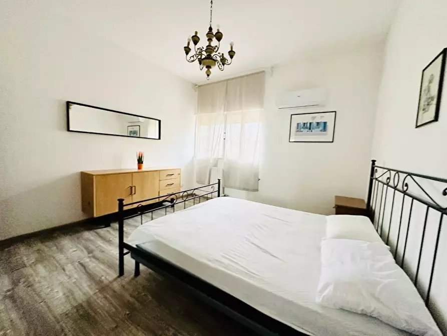 Immagine 15 di Appartamento in vendita  a Carrara