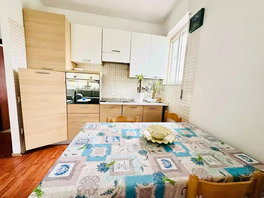 Immagine 4 di Appartamento in vendita  a Carrara