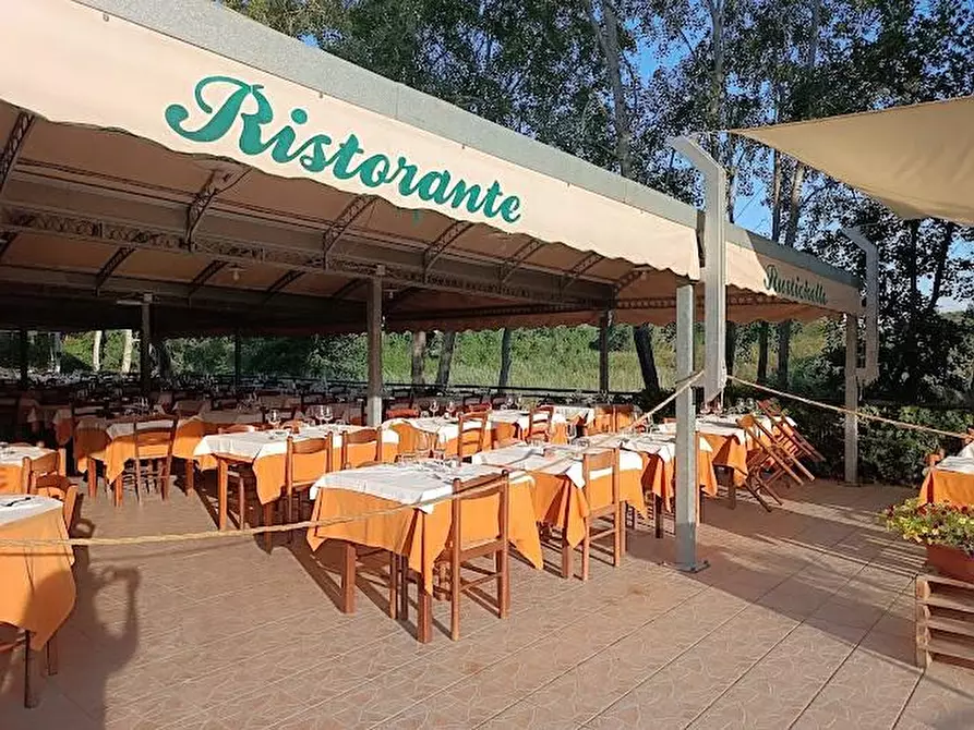 Immagine 2 di Bar / Ristorante in vendita  a Vecchiano