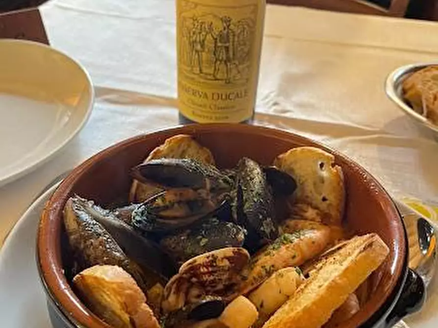 Immagine 6 di Bar / Ristorante in vendita  a Vecchiano