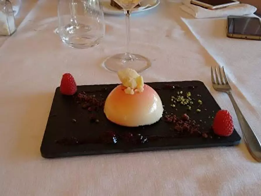 Immagine 7 di Bar / Ristorante in vendita  a Vecchiano