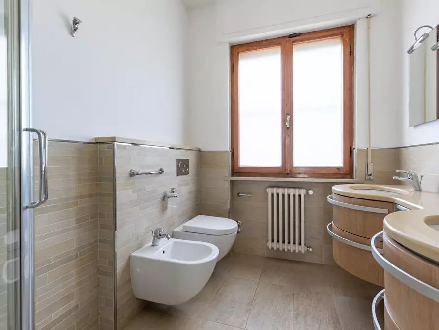 Immagine 21 di Casa bifamiliare in vendita  a Pisa