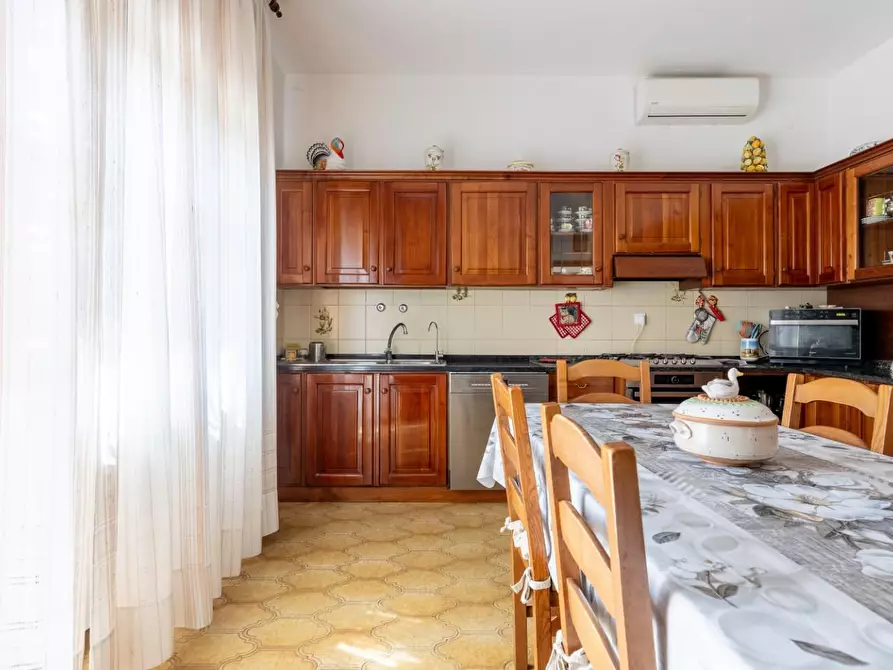 Immagine 28 di Casa bifamiliare in vendita  a Pisa