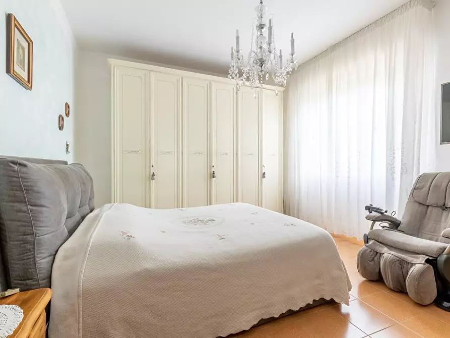 Immagine 29 di Casa bifamiliare in vendita  a Pisa