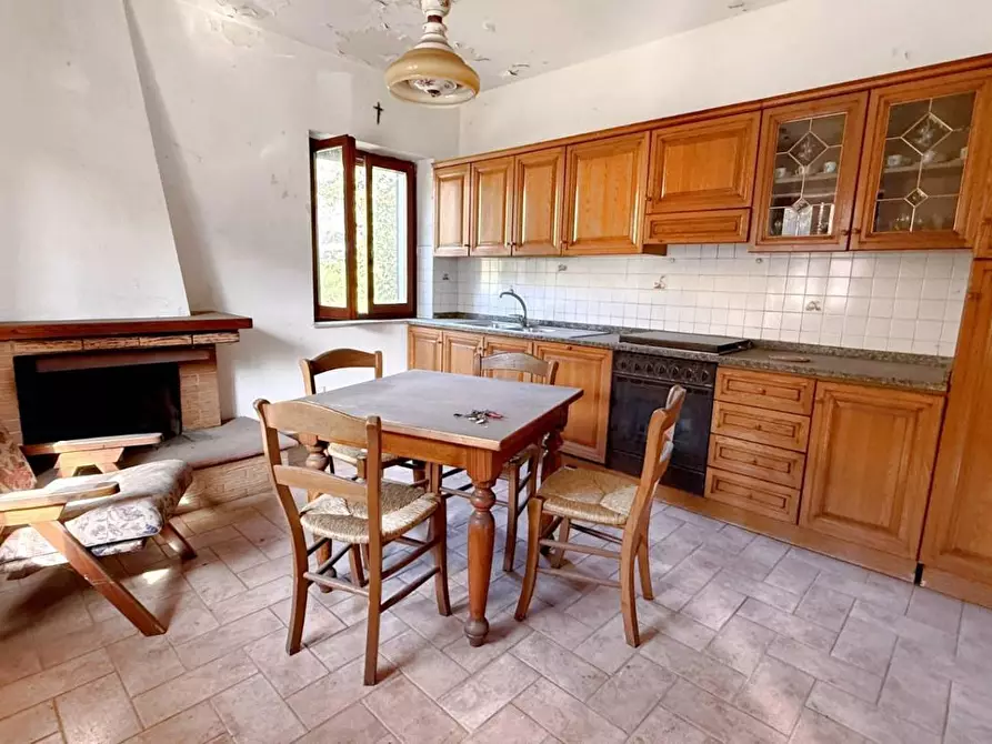 Immagine 7 di Casa indipendente in vendita  a Villa Basilica