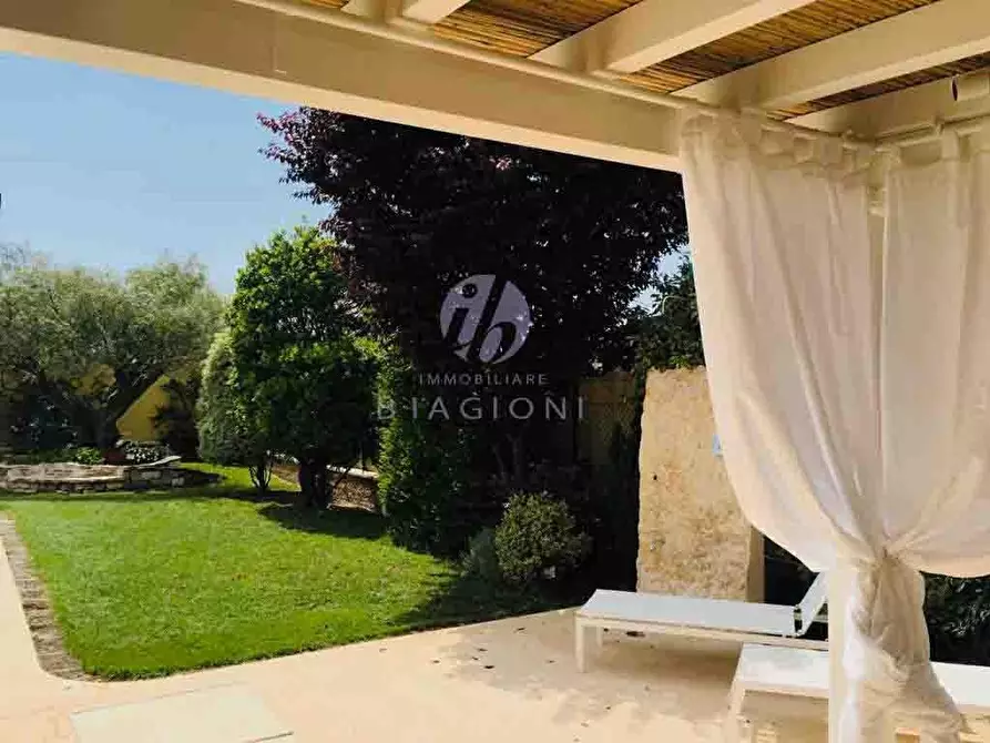 Immagine 9 di Villa in vendita  a Forte Dei Marmi