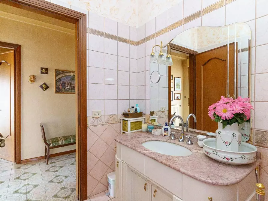 Immagine 13 di Appartamento in vendita  a Mascalucia